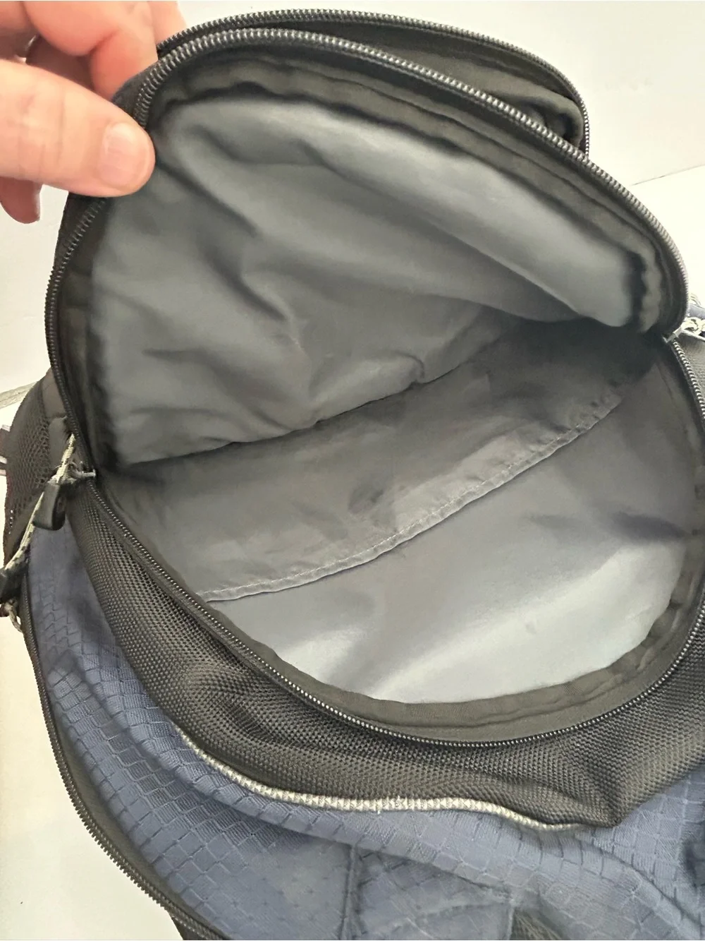 We get Swiss Gear Cobalt 16’’ Laptop Backpack